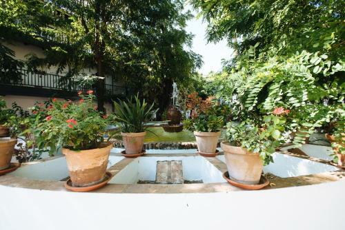 Apartamento Aitana's Retreat With Charming Garden