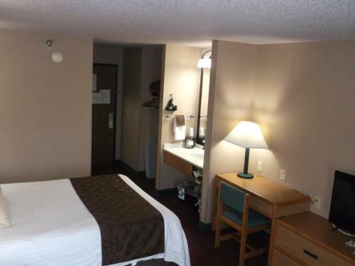 Motel De Smet Super Deluxe Inn
