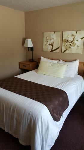 Motel De Smet Super Deluxe Inn