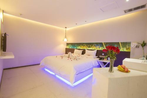 Zhengzhou Zmax Hotel