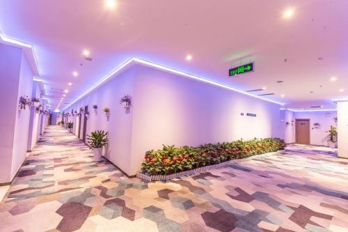 Zhengzhou Zmax Hotel