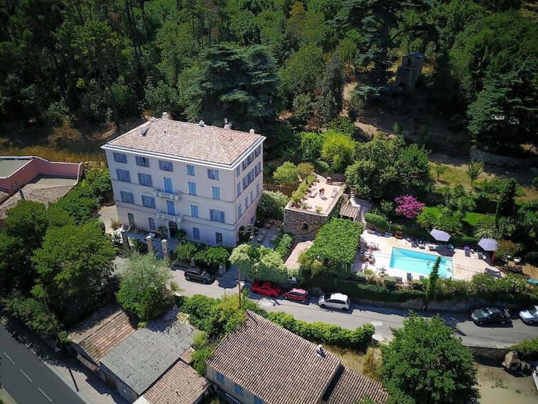 Hotel Mare E Monti