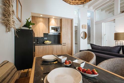R26 Suites By Magno Apartments