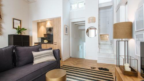 R26 Suites By Magno Apartments