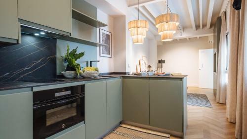 R26 Suites By Magno Apartments