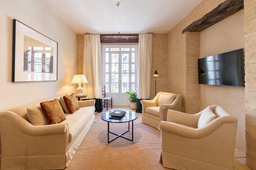 Real Casa De La Moneda Deluxe Apartments