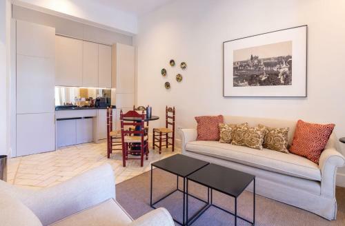 Real Casa De La Moneda Deluxe Apartments