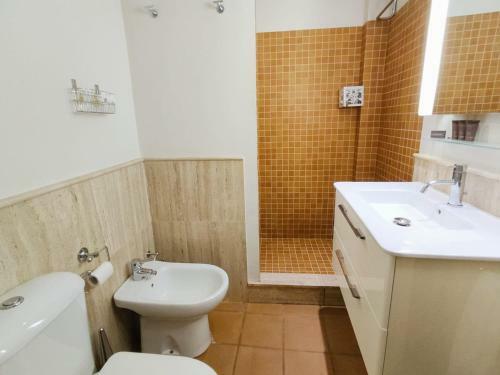 Bright Apartment At Santa Cruz 4 Pax, Parking Optional