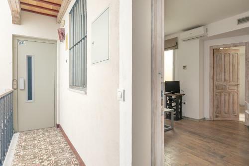 H�rcules Xci Apartments