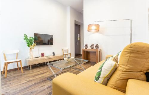 Nice Apartment In Sevilla With Wifi And 1 Bedrooms