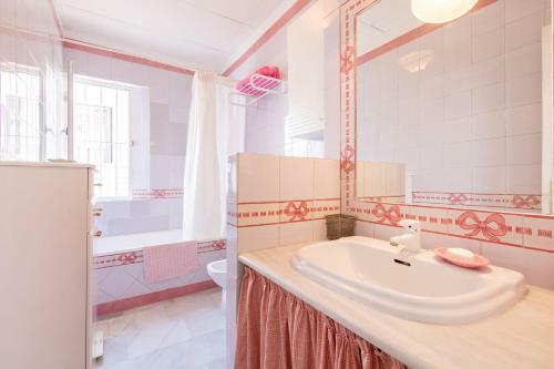 Santa Cruz Apartment, 2 Pax, Quiet And Stil