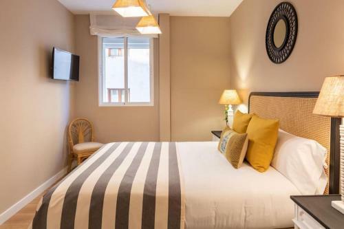 Apartamento Plaza Nueva Deluxe Suite By Valcambre