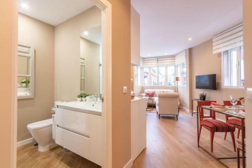 Apartamento Plaza Nueva Deluxe Suite By Valcambre
