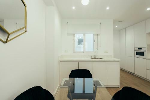 Apartamento Modern With Balcony- 2bd 2bth- San Vicente