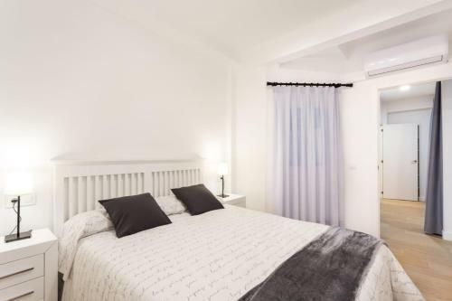 Rentalsevilla Espacioso Apartamento En La Alfalfa