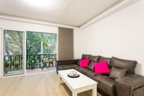 Rentalsevilla Espacioso Apartamento En La Alfalfa