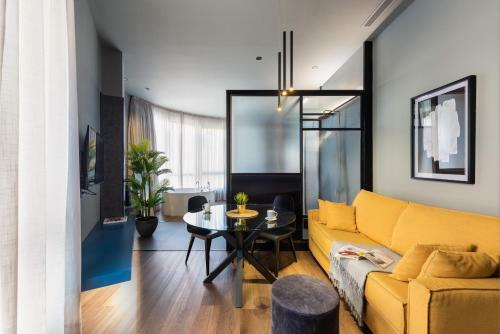 Apartamento Muralla Sevilla Suites By Lola