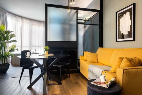 Apartamento Muralla Sevilla Suites By Lola