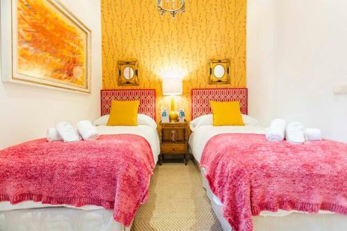 Apartamento New With Height- 2bd 1bth- Pajaritos