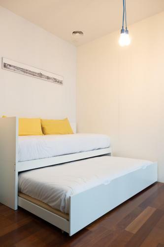 Apartamento Rentalsevilla A Los Pies De La Giralda