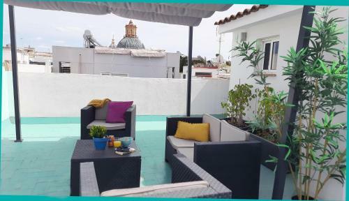 Sunny Terrace - Lovely Center Apartments Alameda