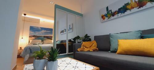 Sunny Terrace - Lovely Center Apartments Alameda