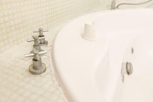 Apartamento 3 Dormitorios En Calle San Vicente.