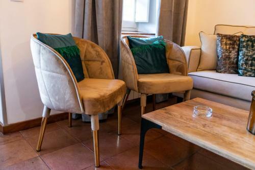 Apartamento 3 Dormitorios En Calle San Vicente.