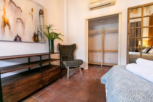 Apartamento 3 Dormitorios En Calle San Vicente.