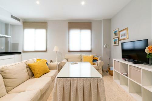 Apartamento Behouse Reyes Cat�licos