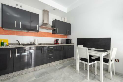 Apartamento First Floor Near Macarena Church