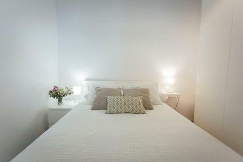 Komodo Gran Poder - Penthouse With Private Pool And Cozy Twin Bedroom Central Apartment
