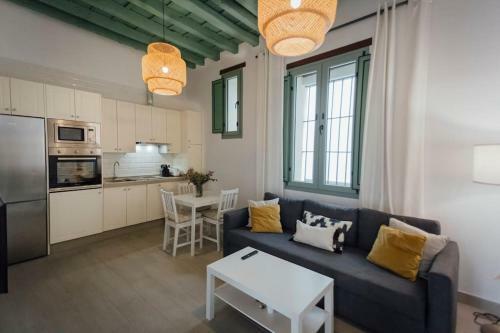 Komodo Gran Poder - Penthouse With Private Pool And Cozy Twin Bedroom Central Apartment