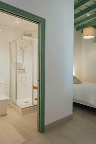 Komodo Gran Poder - Penthouse With Private Pool And Cozy Twin Bedroom Central Apartment