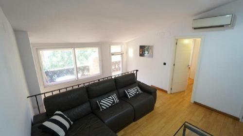 Apartamento Duplex Puerta Carmona - Kainga Homes