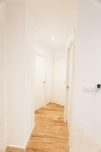Rentalsevilla Espacioso Y Acogegor Apartamento De 3 Dormitorios