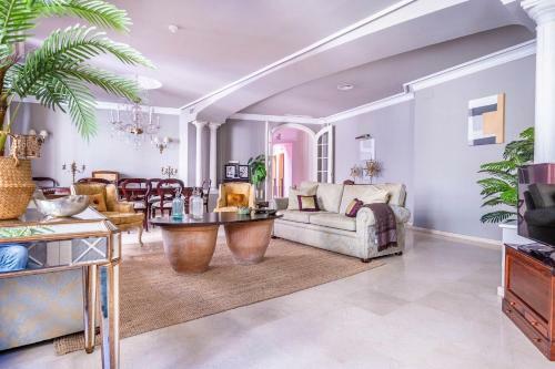 Casa Palacio Sxviii Con Piscina En Centro Hist�rico De Sevilla