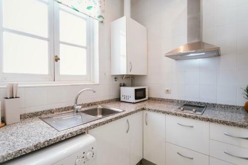 Apartamento Bright And Cozy-1bd 1bth & 2bd 1bth- La Giralda