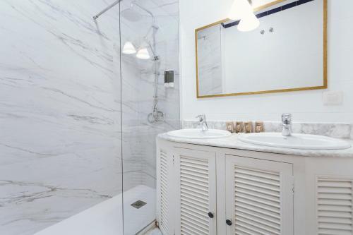 Apartamento Bright And Cozy-1bd 1bth & 2bd 1bth- La Giralda