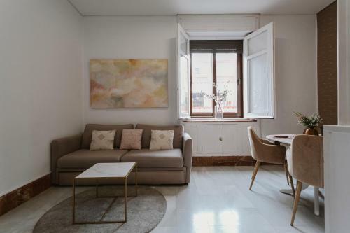 Apartamento Bright And Cozy-1bd 1bth & 2bd 1bth- La Giralda