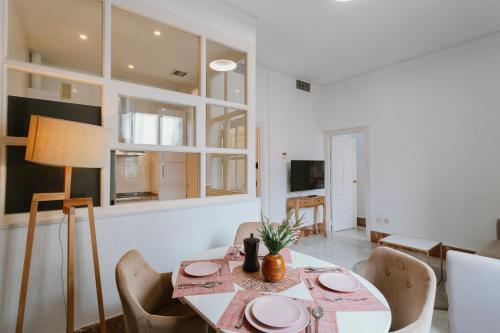 Apartamento Bright And Cozy-1bd 1bth & 2bd 1bth- La Giralda