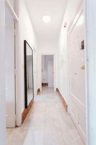 Apartamento Bright And Cozy-1bd 1bth & 2bd 1bth- La Giralda