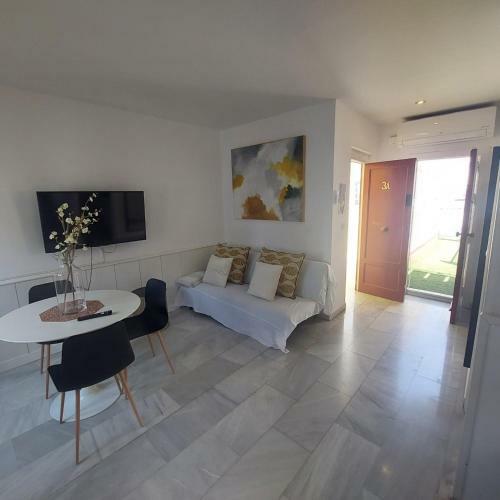 Apartamento Complete Studio With Terrace - 1bth- La Giralda