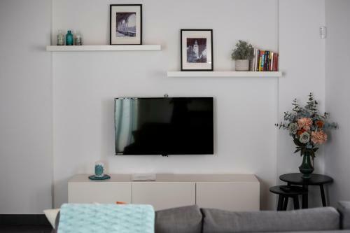 Terrace & Chill Urban Apartment