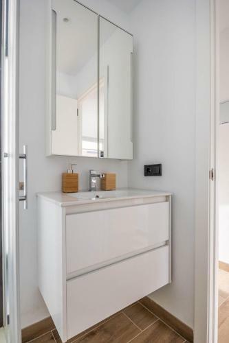 Apartamento Nervi�n Suites 2 - Vacacional Sevilla