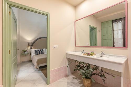Hostal Casa17 Santacruz Suites