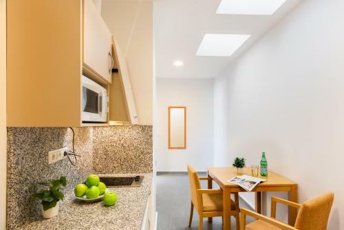 Albergue Micampus Estanislao Del Campo, Students Residence