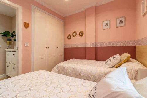 Apartamento 3 En Estadio Del Sevilla 8 Plazas Y M
