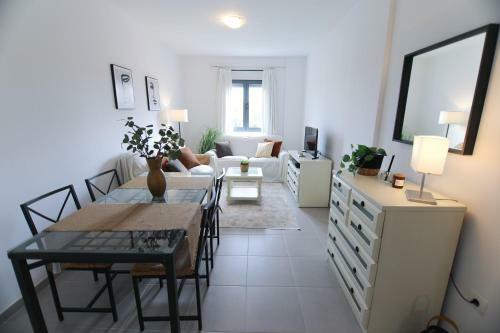 Rentalsevilla Apartamento Luminoso 2 Dormitorios