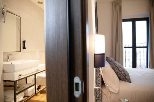 Nqn Aparts & Suites Sevilla